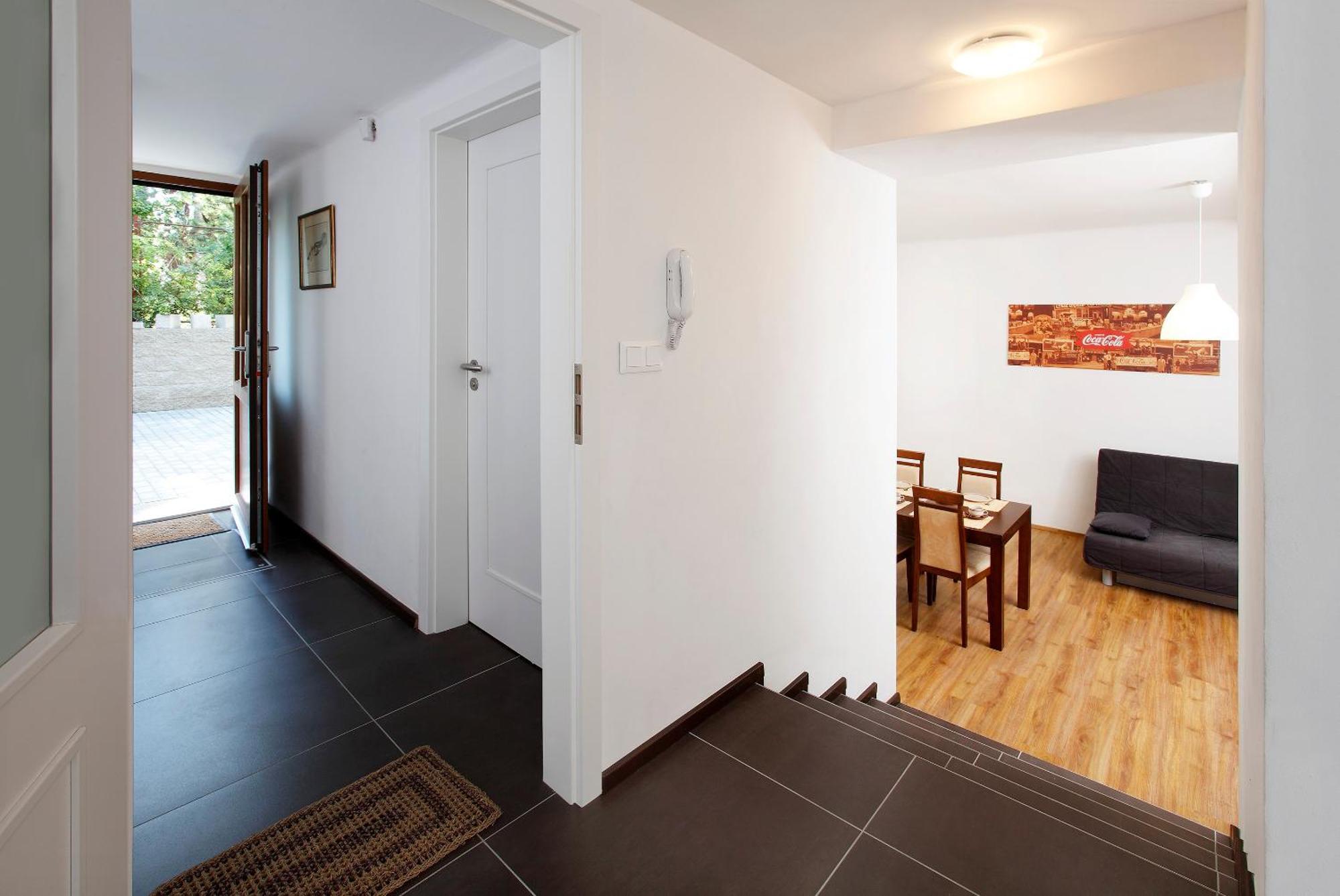 Villa Z - Apartment With Private Parking Μπρνο Εξωτερικό φωτογραφία